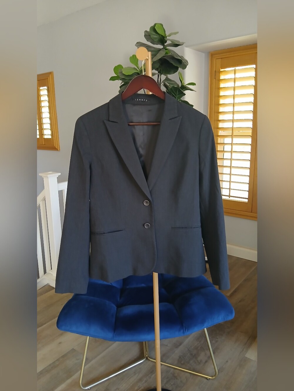 Theory Tailored Nichelle Daly Blazer in Charcoal Gray